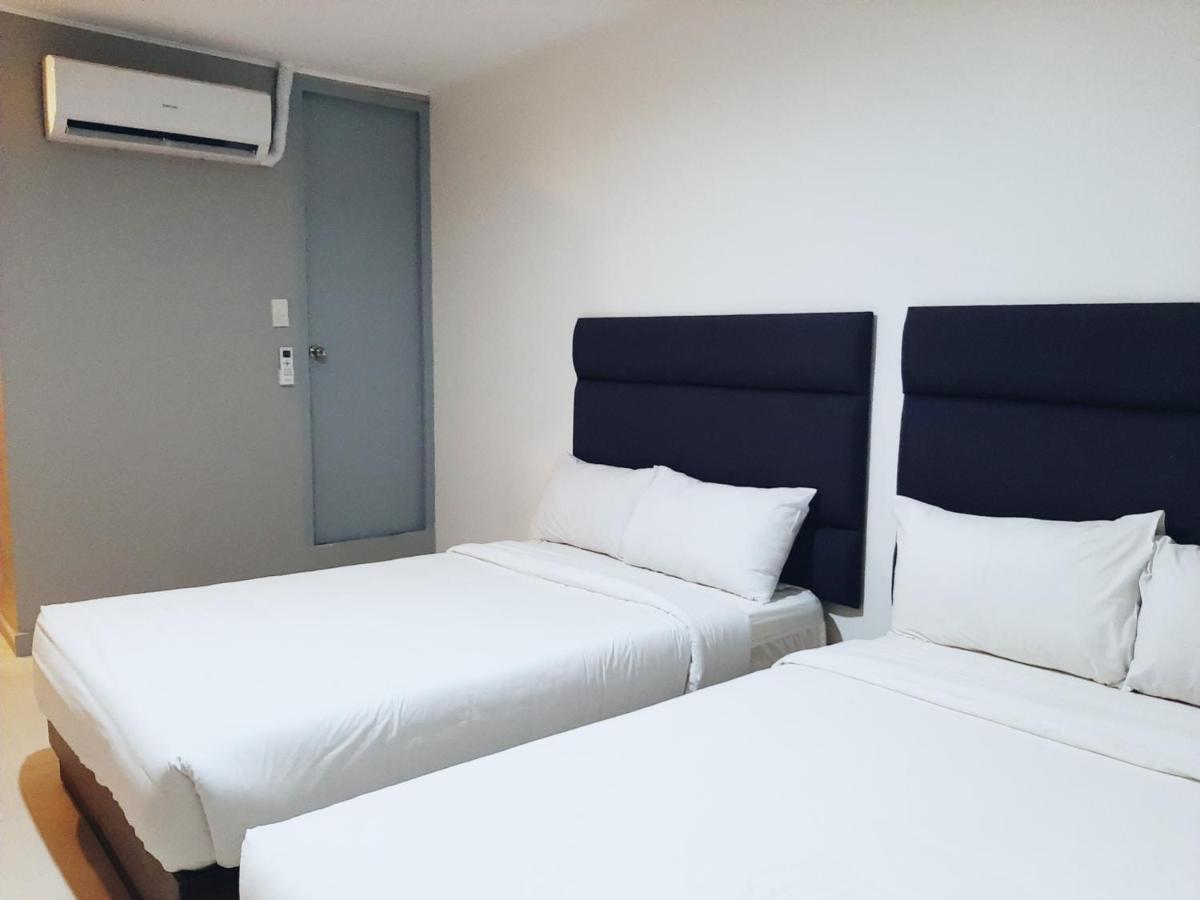 Anex Hotel Near Us Embassy Manila Dış mekan fotoğraf