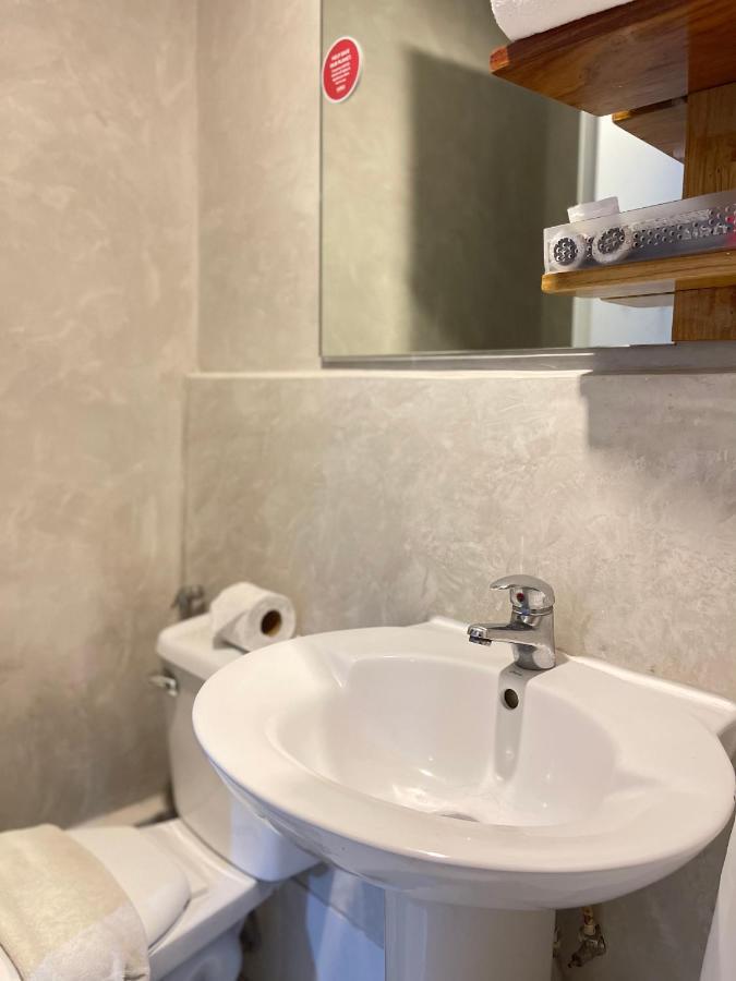 Anex Hotel Near Us Embassy Manila Dış mekan fotoğraf